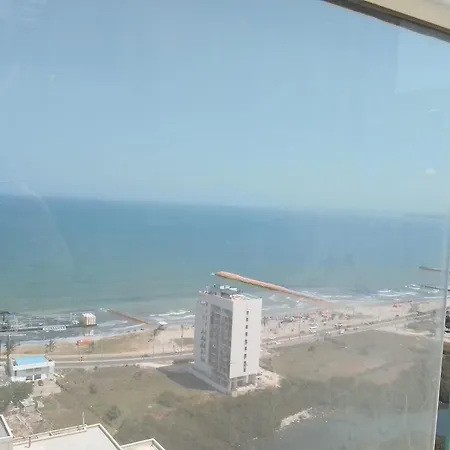 Apartasuite Torre 811 *